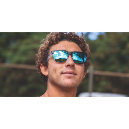 Oakley Frogskins lite OO9374 937402 – Nero opaco – Occhiali da sole