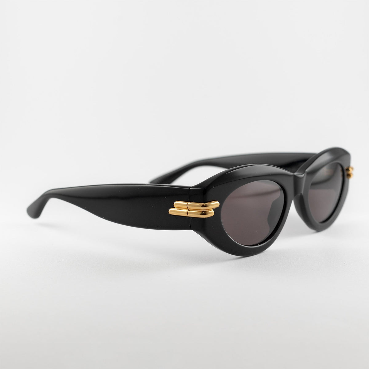 Bottega Veneta BV1322S 001 – nero – Occhiali da sole