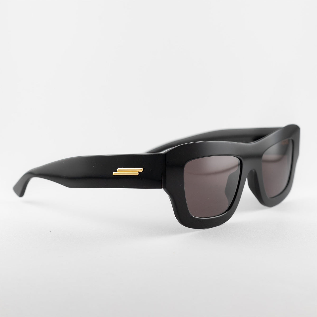 Bottega Veneta BV1357S 001 – nero – Occhiali da sole