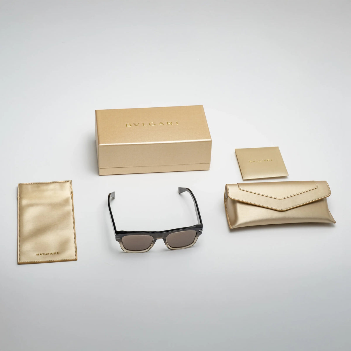 Bulgari BV40015I 65E – grigio – Occhiali da sole